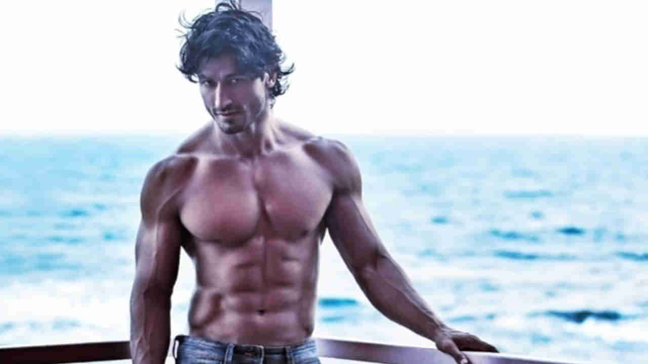 Actor Vidyut Jammwal: స్టార్‌ హీరో అరెస్ట్‌.. నెట్టింట వైరల్‌ అవుతోన్న ఫొటో! అసలేం జరిగిందంటే..