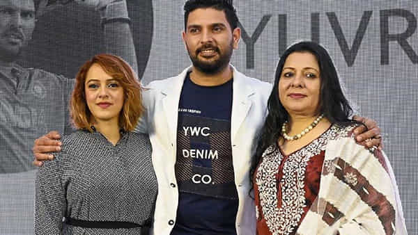 Yuvraj Singh: యువరాజ్ సింగ్ ఇంట్లో చోరీ.. నగదు, నగలు మాయం.. విలువ ఎంతంటే?
