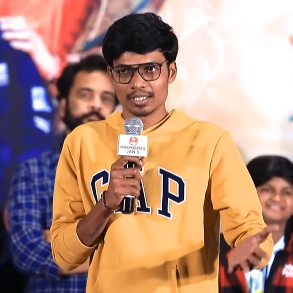 జాతి రత్నాలు సినిమాతో ఈయనకు వచ్చిన క్రేజ్ మాటల్లో చెప్పలేం. ఆ తర్వాత ప్రిన్స్ వచ్చి ఫ్లాపైనా.. ఇంకా జాతి రత్నాలు క్రేజ్‌తోనే ముందుకెళ్తున్నారు అనుదీప్ కేవీ.