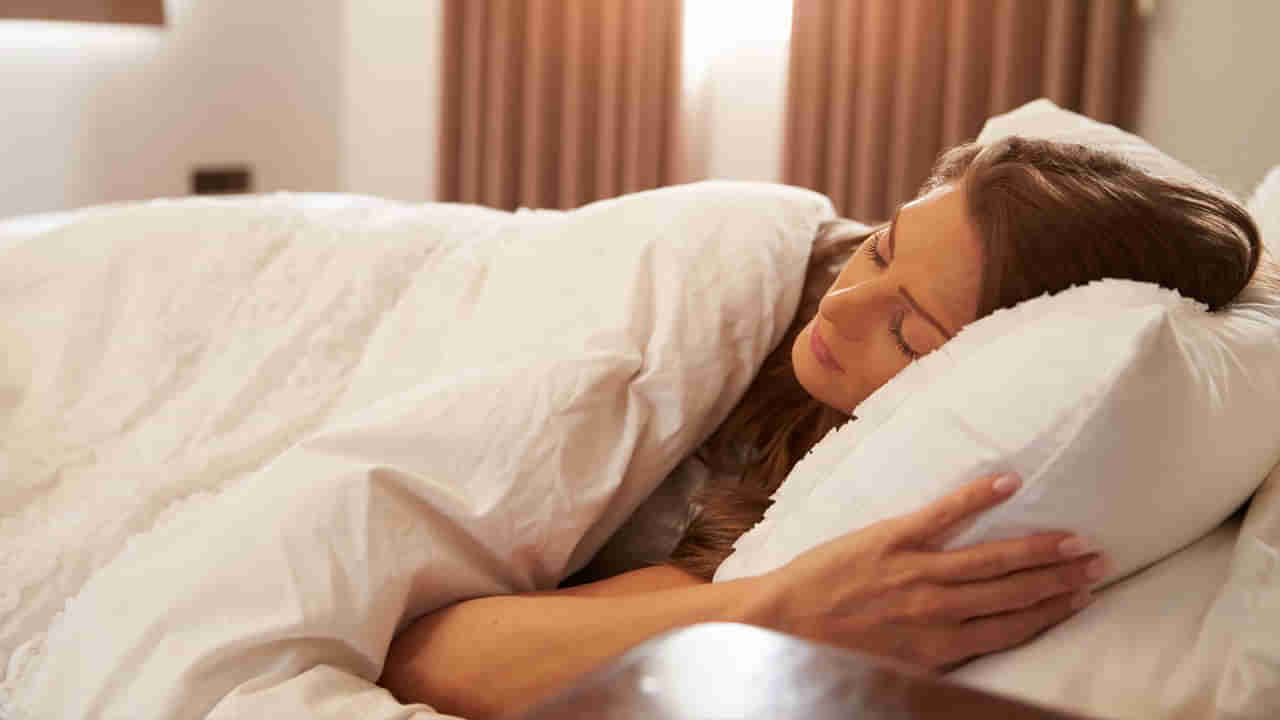 Lifestyle: మధ్యాహ్నం నిద్ర మంచిదా.? కాదా.? నిపుణులు ఏం చెబుతున్నారంటే..