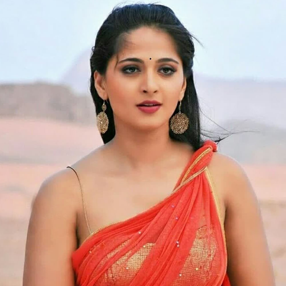 Anushka Shetty Look