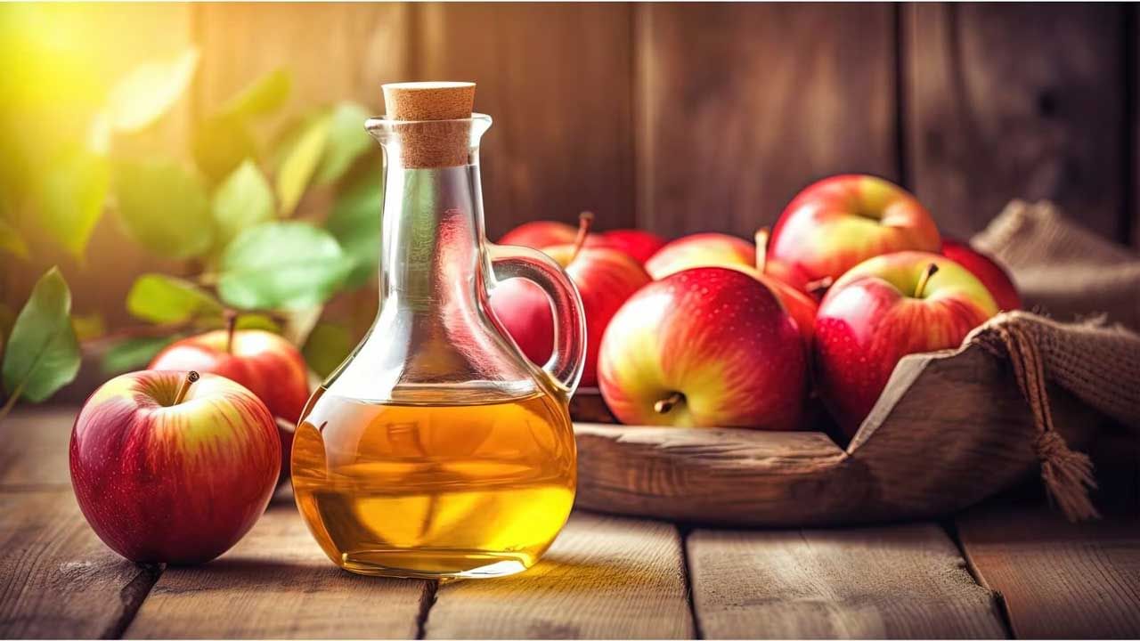 Apple Cider Vinegar Side Effects: ఖాళీ కడుపుతో ఆపిల్ సైడర్ వెనిగర్ తాగుతున్నారా..? ముందుగా ఈ విషయాలు తెలుసుకోండి..