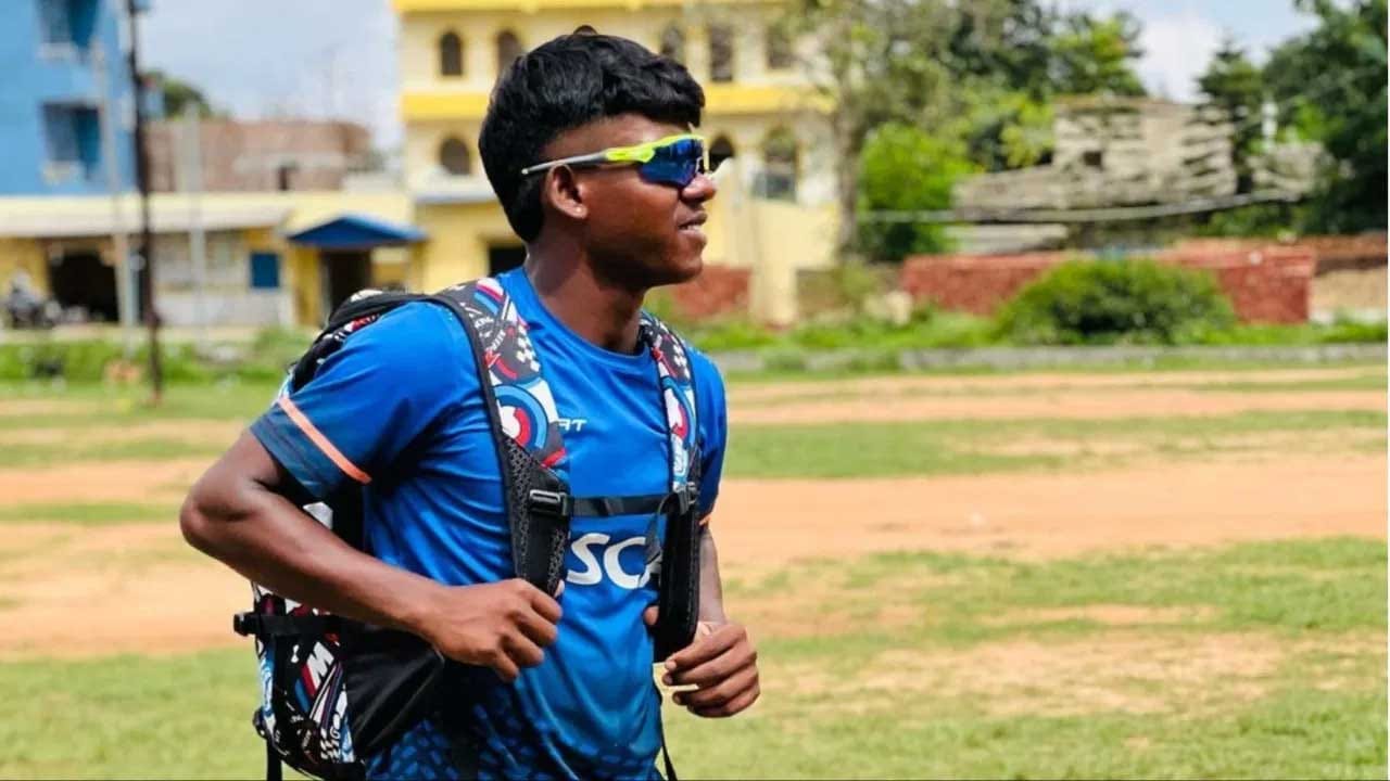 Sharath B R IPL 2024: గుజరాత్ టైటాన్స్ జట్టులోకి జార్ఖండ్ క్రిస్గేల్ ఎంట్రీ.. 30 ...