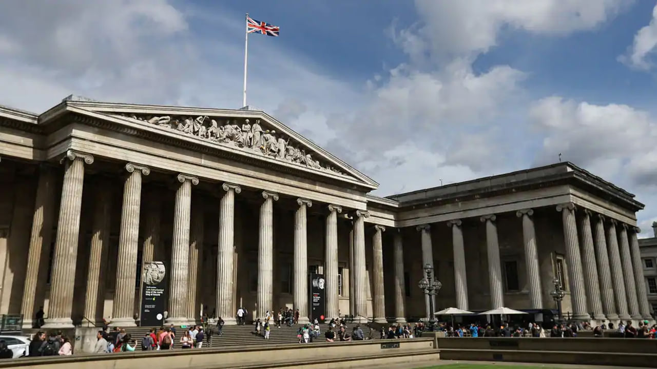 British Museum: ప్రపంచ ప్రఖ్యాత బ్రిటీష్ మ్యూజియంలో చోరి.. 1800కుపైగా పురాతన వస్తువులు కాజేసిన ఇంటి దొంగ