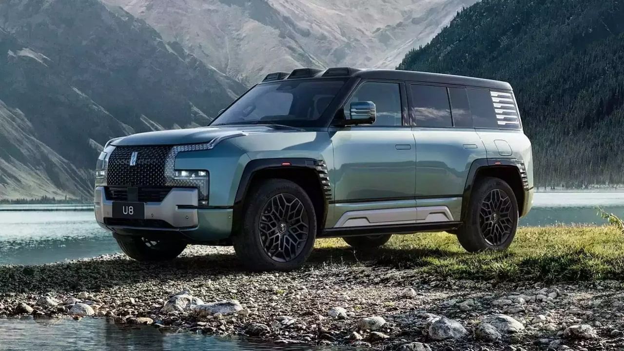 BYD Floating Car: రోడ్డుపైనే కాదు.. నీటిపైనా దూసుకెళ్తుంది.. చైనా కంపెనీ అద్భుతం..