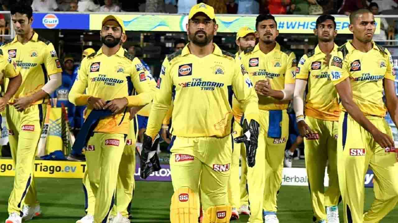 SRH vs CSK: చెన్నై ఫ్యాన్స్‌కు షాకింగ్ న్యూస్.. హైదరాబాద్ మ్యాచ్ నుంచి పర్పుల్ క్యాప్ ప్లేయర్ ఔట్..