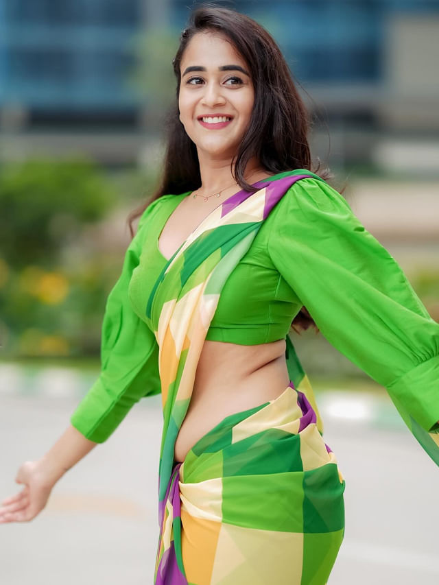 క్లోజప్‌లో షాట్స్‌తో కాక రేపుతున్న దీప్తి సునైనా – TV9 Telugu