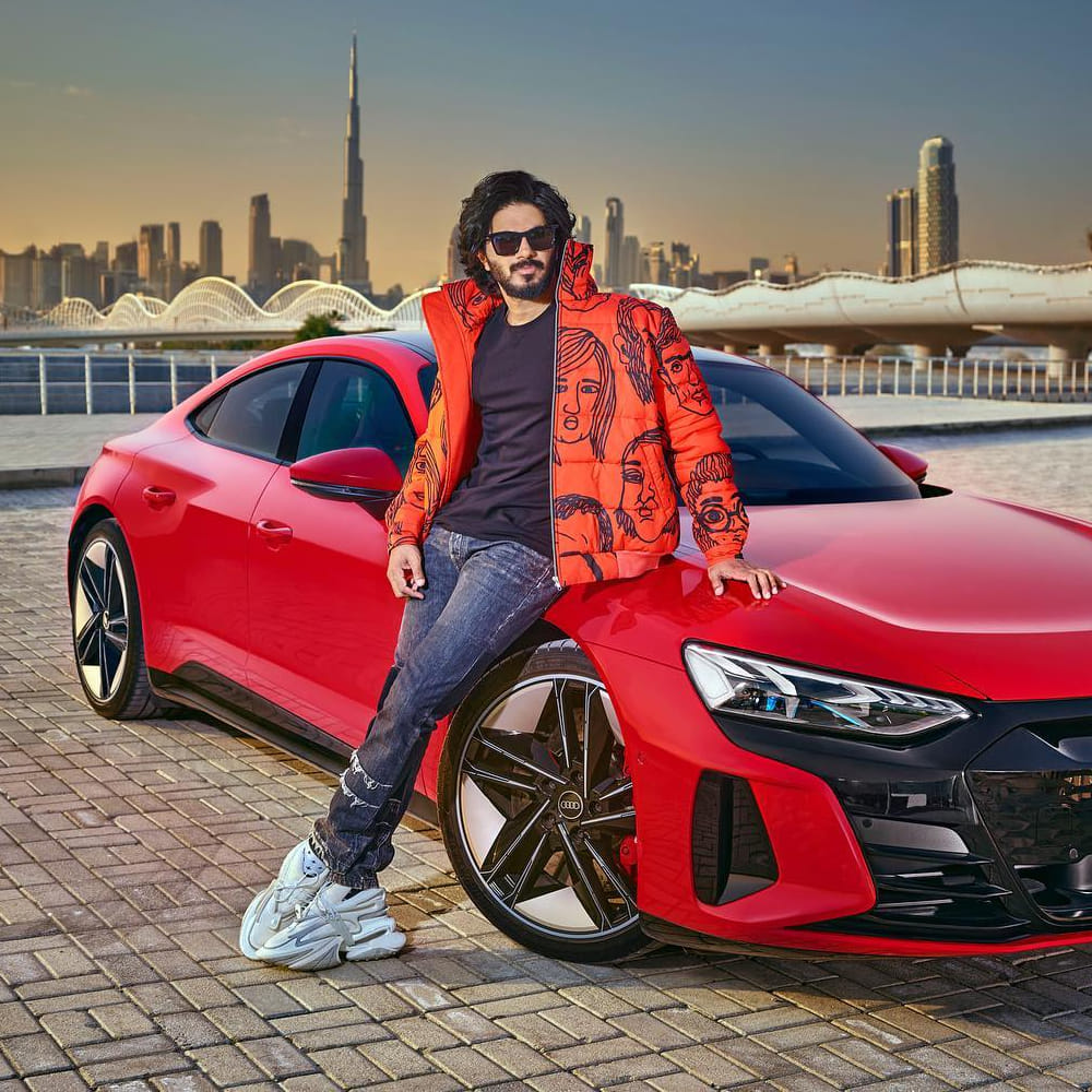 దుల్కర్ సల్మాన్‌కు సొంత ఇండస్ట్రీ అంటే ఇష్టం లేదా.. మలయాళం నుంచి బయటికి రావాలని చూస్తున్నారా..? అదేంటి పుసుక్కున అంత మాట అనేసారు అనుకుంటున్నారు కదా..? ఊరికే అనడానికి మాకేమైనా సరాదానా చెప్పండి..? ఆయన చేస్తున్న పనులు అలాగే ఉన్నాయి మరి.