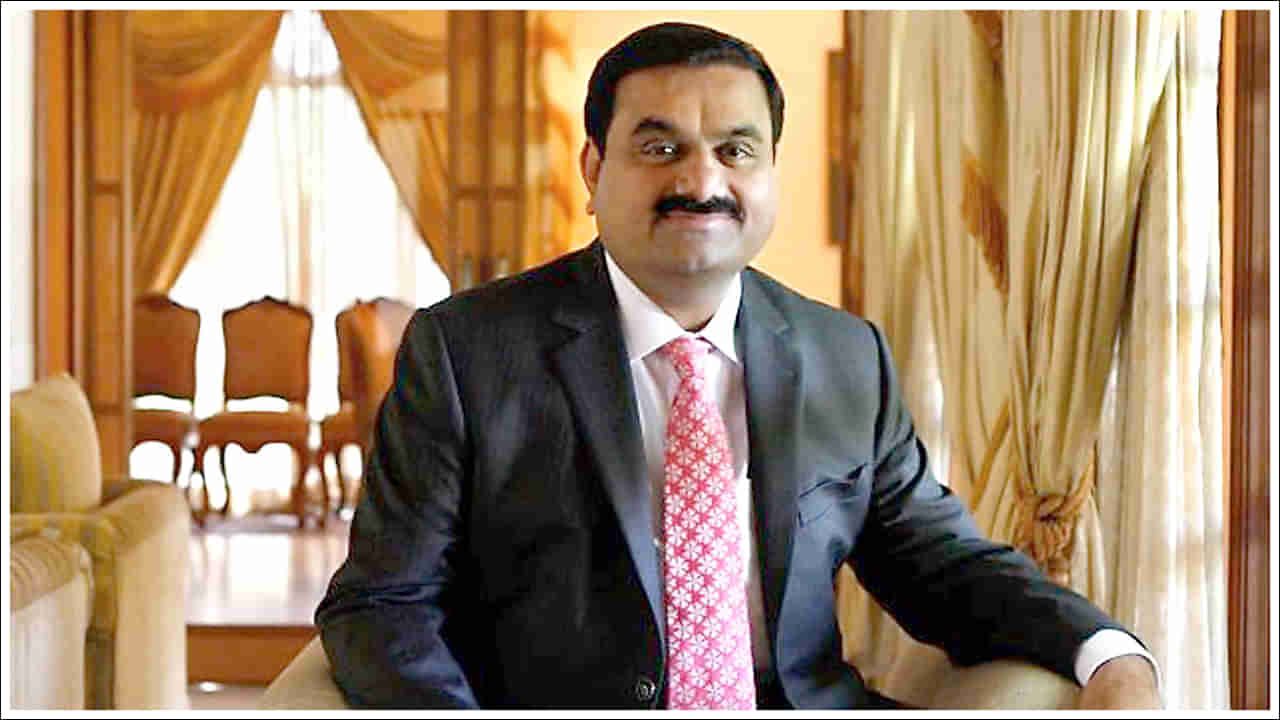 Gautam Adani: గౌతమ్ అదానీకి రూ. 3400 కోట్లు కావాలంటా.. ఎందుకో తెలుసా..?