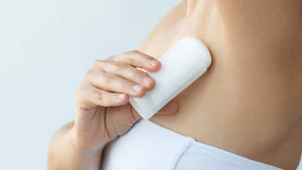 Glycolic Acid For Underarms: వ్యాక్స్ వల్ల ఆ భాగాల్లో నల్లటి మచ్చలా? గ్లైకోలిక్ యాసిడ్తో సులువుగా తొలగించుకోండి.. ఎలా వాడాలంటే