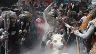 Holi 2024: ఆ ఊరి ప్రజలు రంగులతో కాదు.. స్మశానంలోని చితాభస్మంతో హోలీ ఆడతారు!