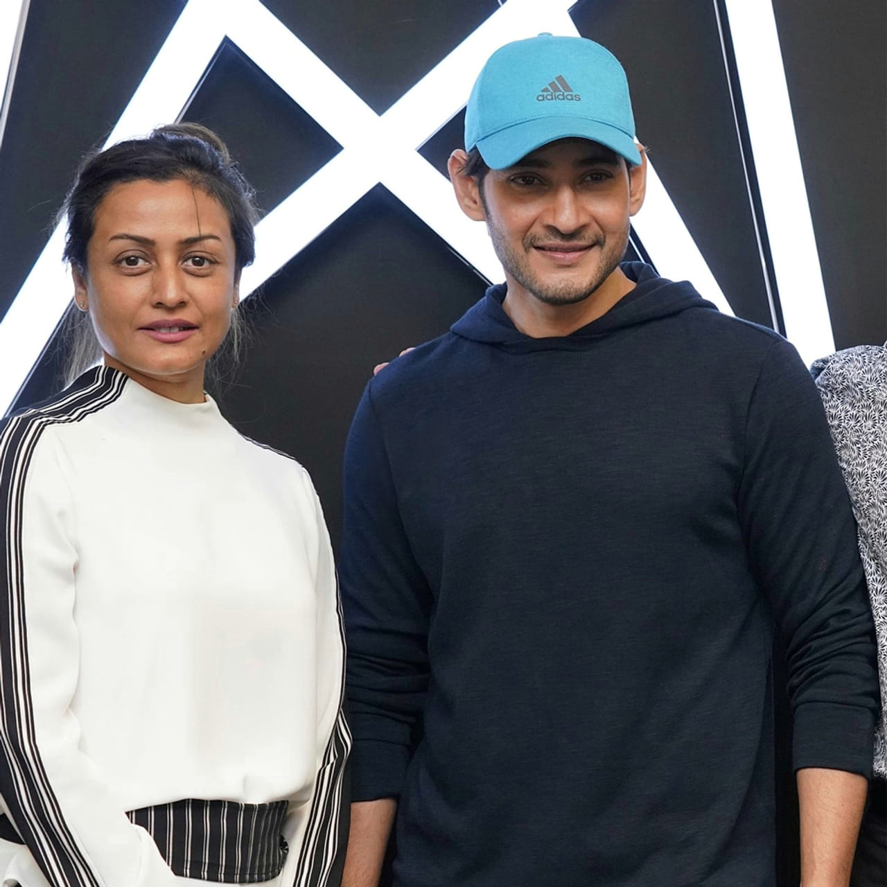 అయినా మన పిచ్చి గానీ ఎప్పట్నుంచో ఉన్న అలవాటు ఒక్కసారిగా మార్చుకోమంటే ఎలా చెప్పండి..? దర్శకుడు మారినంత మాత్రానా హీరో మారిపోతాడా..? అక్కడున్నది రాజమౌళి అయితే ఇక్కడున్నది బాబు.. మహేష్ బాబు.. తగ్గేదే లే..! మరి సూపర్ స్టార్ వెకేషన్లు రాజమౌళికి ఇబ్బంది కలిగిస్తాయా..? SSMB29 సెట్స్‌పైకి వచ్చాక మహేష్ వెకేషన్స్‌కు వెళ్తే పరిస్థితేంటి..? ఇదే ఇవాల్టి ఎక్స్‌క్లూజివ్ స్టోరీ.. 