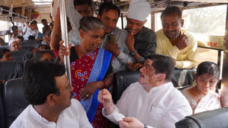 Khammam: ఆర్టీసి కార్గోలో చీరలు పార్సిల్..   తీరా వచ్చాక పార్సిల్ విప్పి చూస్తే..