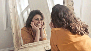 Beauty Tips: తులసితో.. మెరిసే అందం మీ సొంతం..! అద్భుతమైన ఉపయోగాలు తెలిస్తే..