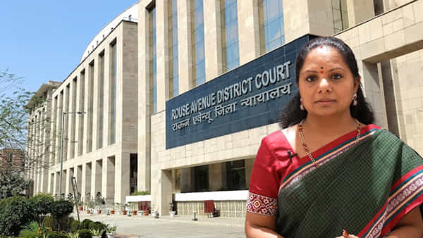 Delhi: లిక్కర్ స్కాం కేసులో కీలక పరిణామం.. సీబీఐ విచారణకు ఆదేశించిన ఢిల్లీ కోర్టు..