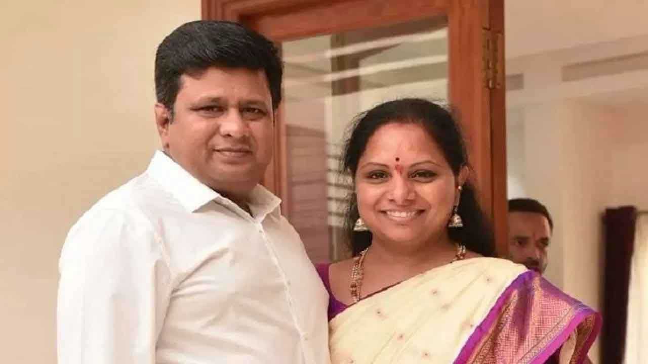 MLC Kavitha: సుప్రీంకోర్టును ఆశ్రయించిన కవిత.. ఇవాళ ఈడీ ముందుకు భర్త అనిల్.. ఏ జరగనుంది..?