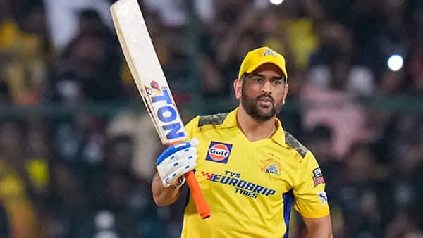 CSK: అస్సలు ఊహించరు.! ధోని మాస్టర్ గేమ్ ఇదే.. కెప్టెన్సీ వదులుకోవడానికి కారణం తెలుసా..