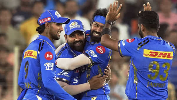 IPL 2024: హార్దిక్కు ఉద్వాసన! రోహిత్ను కాదని ముంబై కెప్టెన్గా తెరపైకి కొత్త పేరు! ఎవరంటే?