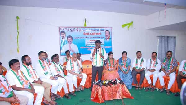Congress: నకిరేకల్ ఎమ్మెల్యే వినూత్న కార్యక్రమం.. పీపుల్స్ క్వశ్చన్ అవర్ ఏర్పాటు చేసిన వీరేశం..