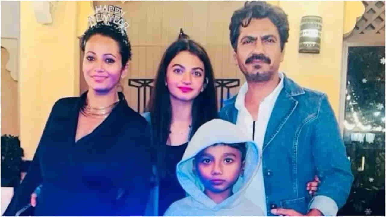 సినిమాను మించిన ట్వీట్స్ గురూ..! అప్పుడు గొడవపడ్డారు.. ఇప్పుడు కలిసిపోయారు..