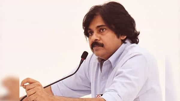 Pawan Kalyan: పవన్ కల్యాణ్ పోటీ చేయకపోతే టికెట్ వాళ్ళకే.. జనసేన నేతల హామీ!