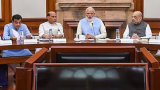 BJP: తొలి జాబితాలో కనిపించని ఫిలిబిత్‌ సెగ్మెంట్‌.. వరుణ్‌గాంధీ రాజకీయంపై అనేక ఊహాగానాలు