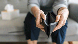 Vastu Tips: ఇంట్లో సోఫాను ఎక్కడ పెడుతున్నారు.? వాస్తు శాస్త్రం ఏం చెబుతోందంటే..