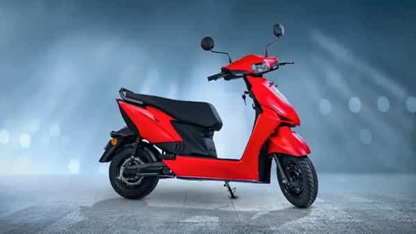 Electric Scooter Offers: అతి తక్కువ ధరకే ఎలక్ట్రిక్ స్కూటర్.. ఈ నెలాఖరులోపు కొనుగోలు చేస్తేనే..