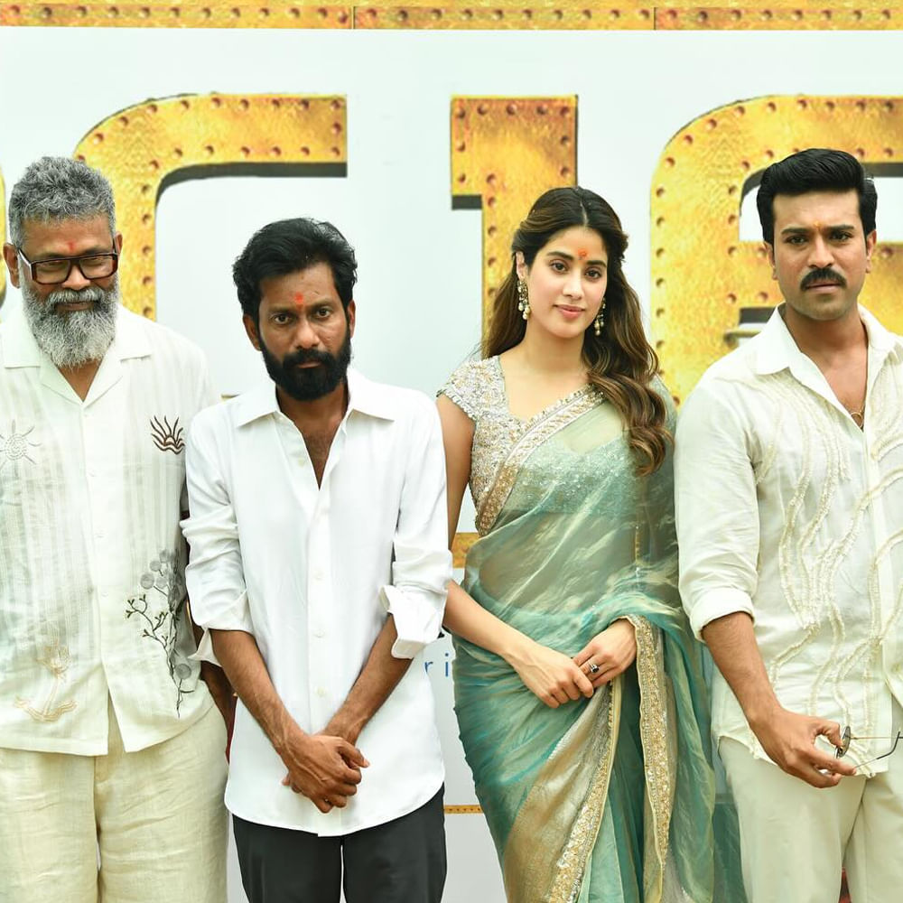 గ్యాప్ ఇవ్వకూడదని ఎంత గట్టిగా ఫిక్సైనా.. పరిస్థితులు కూడా అంతే గట్టిగా పగ బట్టినపుడు ఎవరు మాత్రం ఏం చేస్తారు చెప్పండి..? ఇన్నాళ్లూ రామ్ చరణ్ కెరీర్ విషయంలో ఇదే జరిగింది. అందుకే ప్లాన్ అంతా మార్చేసారు మెగా వారసుడు.