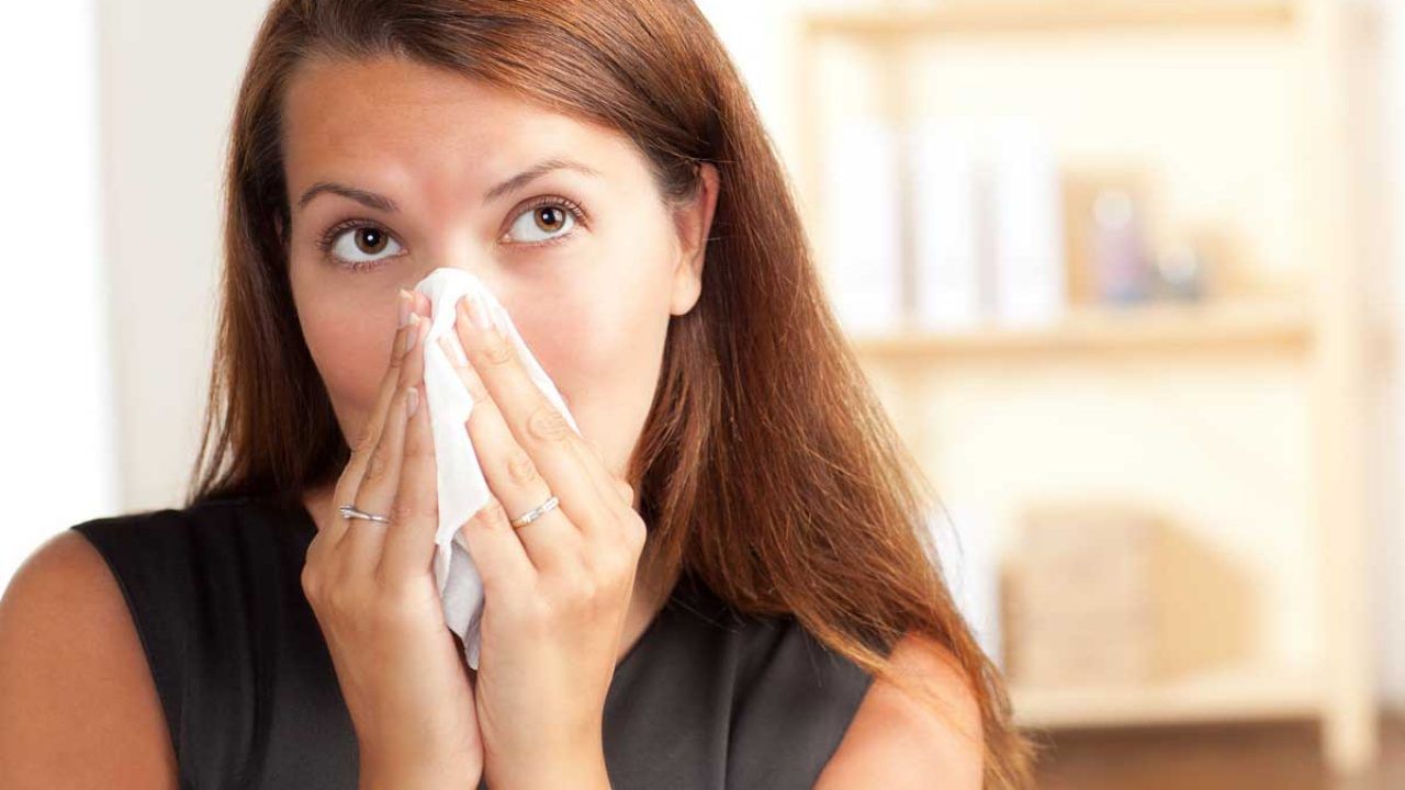 Remedies for Dust Allergy డస్ట్ అలెర్జీతో ఇబ్బంది పడుతున్నారా.. ఈ