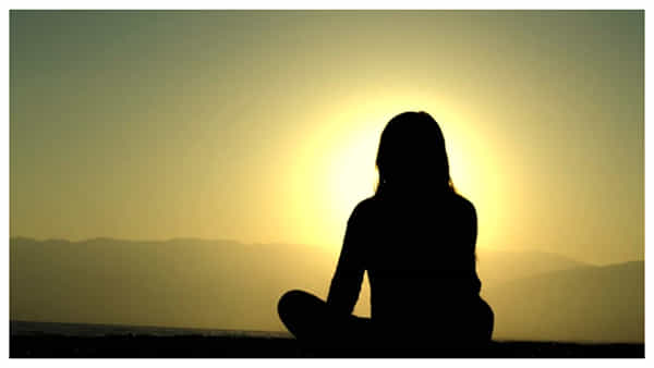 Spiritual for Stress: ఒత్తిడి తగ్గి ప్రశాంతంగా ఉండాలా.. ఈ మంత్రాలను పఠించండి..
