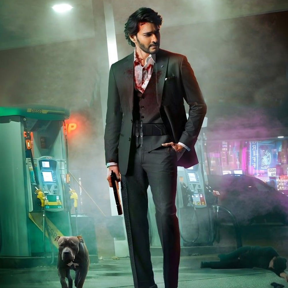 ఇందులో మహేష్ తప్ప క్యాస్టింగ్ ఎవరూ ఫైనల్ కాలేదని కుండ బద్ధలు కొట్టారు. చూస్తుంటే మహేష్, రాజమౌళి ఓపెనింగ్కి ఇంకా చాలా టైమ్ ఉంది. కాకపోతే ఇప్పటికే హైదరాబాద్లోని అల్యుమినియం ఫ్యాక్టరీలో SSMB29 కోసం సెట్ వర్క్ జరుగుతుంది.