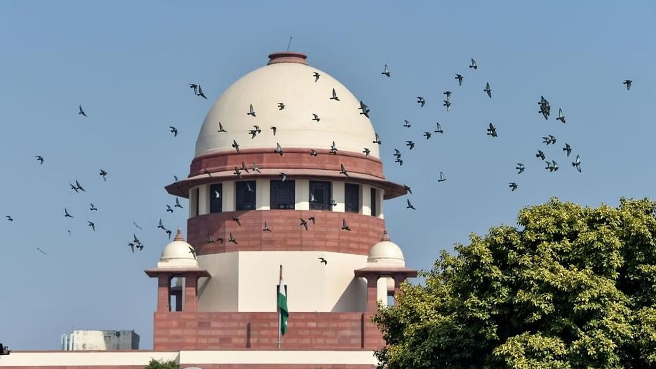 Supreme Court: 'రాజకీయ ఒత్తిడి నుంచి న్యాయవ్యవస్థ ముప్పు'.. సీజేఐకి 600 మంది న్యాయవాదులు లేఖ