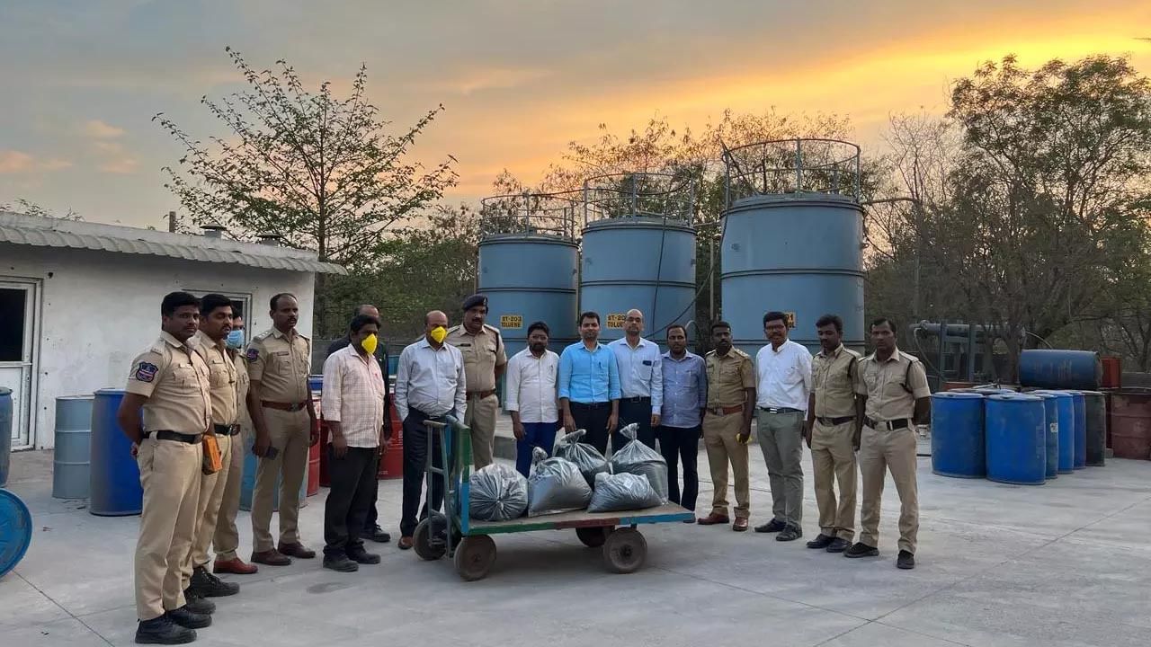 Hyderabad Drugs: కెమికల్ ఫ్యాక్టరీ ముసుగులో కోట్ల రూపాయలు మత్తు తయారీ.. ఎలా దొరికిందంటే..?