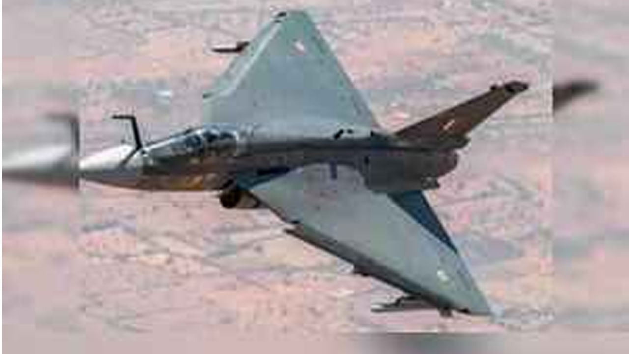 Tejas: రాజస్థాన్ లో కూలిన తేజస్ విమానం.. పైలట్లు సేఫ్, 23 ఏళ తర్వాత క్రాష్!