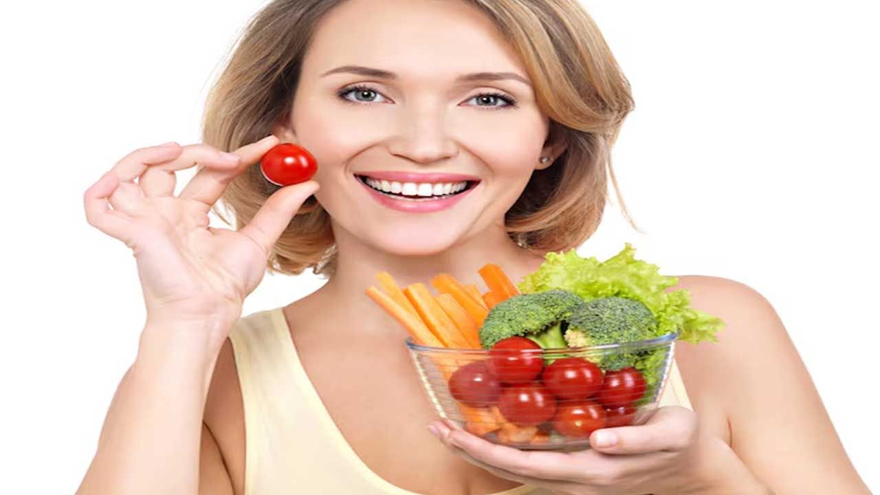 Tomato Health Benefits: పరగడుపున టమాటాలు తింటే ఇలా అవుతుందా..? ఖచ్చితంగా తెలుసుకోవాల్సిన విషయం ఇది..!