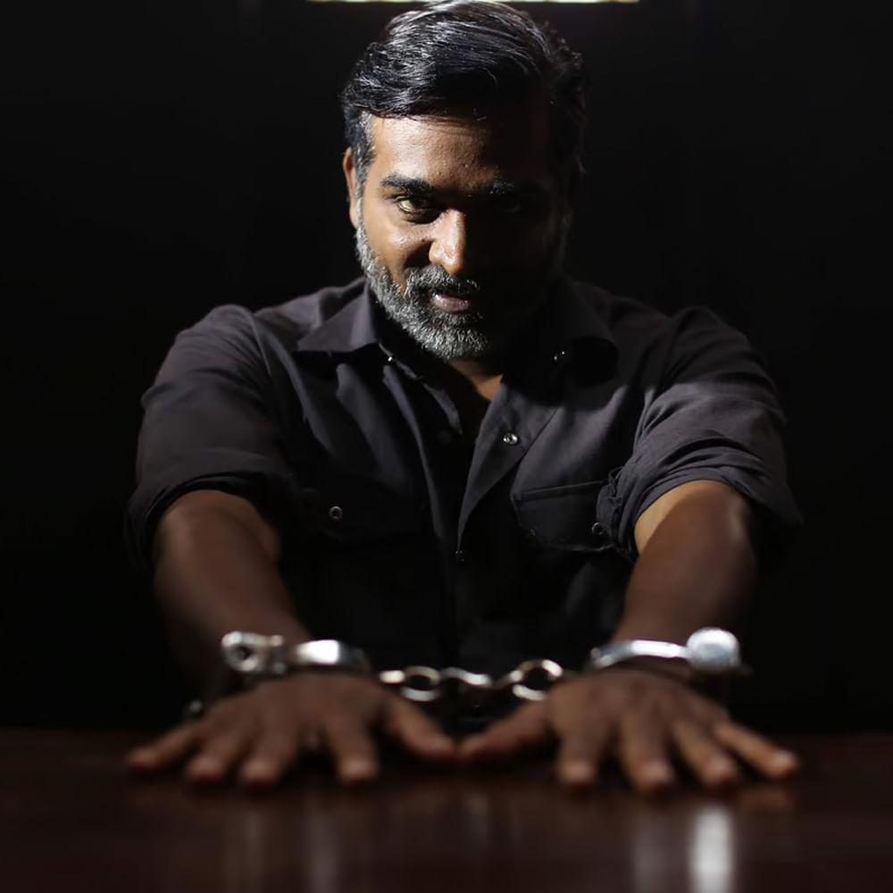 ఉప్పెన, మాస్టర్, విక్రమ్.. సినిమా ఏదైనా, విలన్ రోల్లో సేతుపతి ఉంటే, స్క్రీన్ మీద వైబ్రేషన్స్ ఇంకో రేంజ్లో ఉంటాయన్న పేరు తెచ్చుకున్నారు. అందుకే బాలీవుడ్లో రామాయణం ప్రస్తావన వచ్చినప్పుడు విభీషణుడి కేరక్టర్కి విజయ్ సేతుపతి పర్ఫెక్ట్ గా సెట్ అవుతారని అంతా భావించారు.