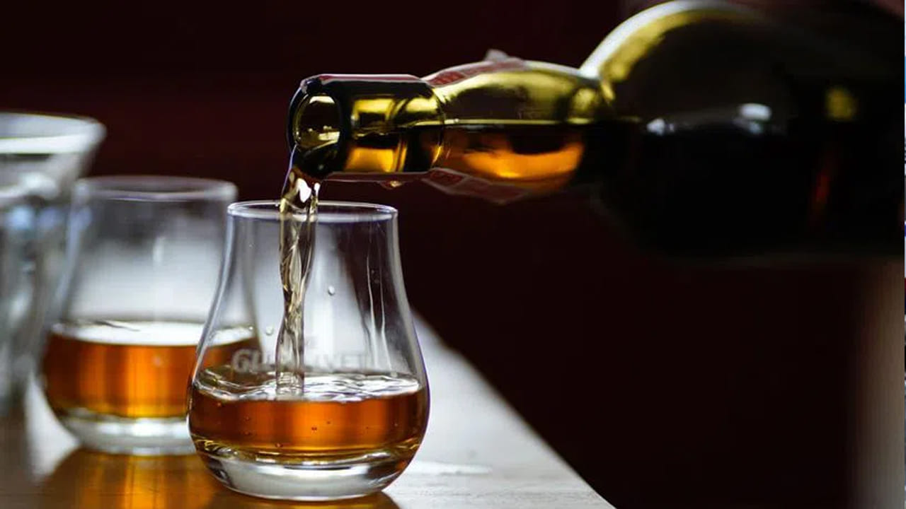 Smoking-Alcohol: మీకు స్మోకింగ్, మద్యం అలవాటు ఉందా.. వెంటనే గుడ్ బై చెప్పేయండి, ఎందుకంటే