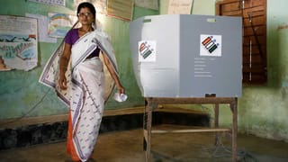 BJP Candidates List: బీజేపీ లోక్ సభ అభ్యర్థుల తొలిజాబితా విడుదల.. తెలంగాణలో వీరికి ఛాన్స్..