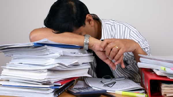 Work Load: జీతం తక్కువైనా పర్లేదు ఆ భారం తగ్గించాలంటున్న ఉద్యోగులు.. సంచలన నివేదికలో నివ్వెరపోయే వాస్తవాలు