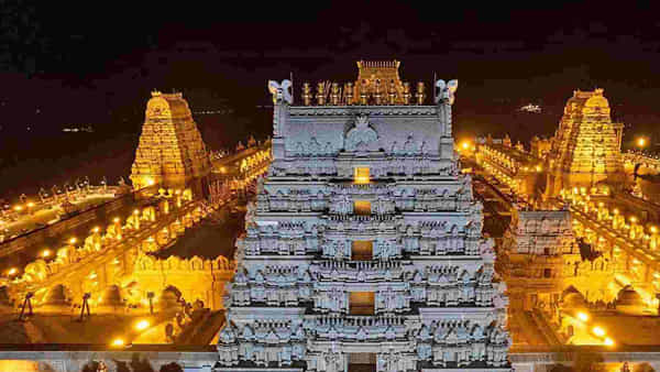 Telangana: యాదాద్రి లక్ష్మీనరసింహస్వామి వార్షిక బ్రహ్మోత్సవాలకు ముహూర్తం.. ఎప్పట్నుంచంటే..?