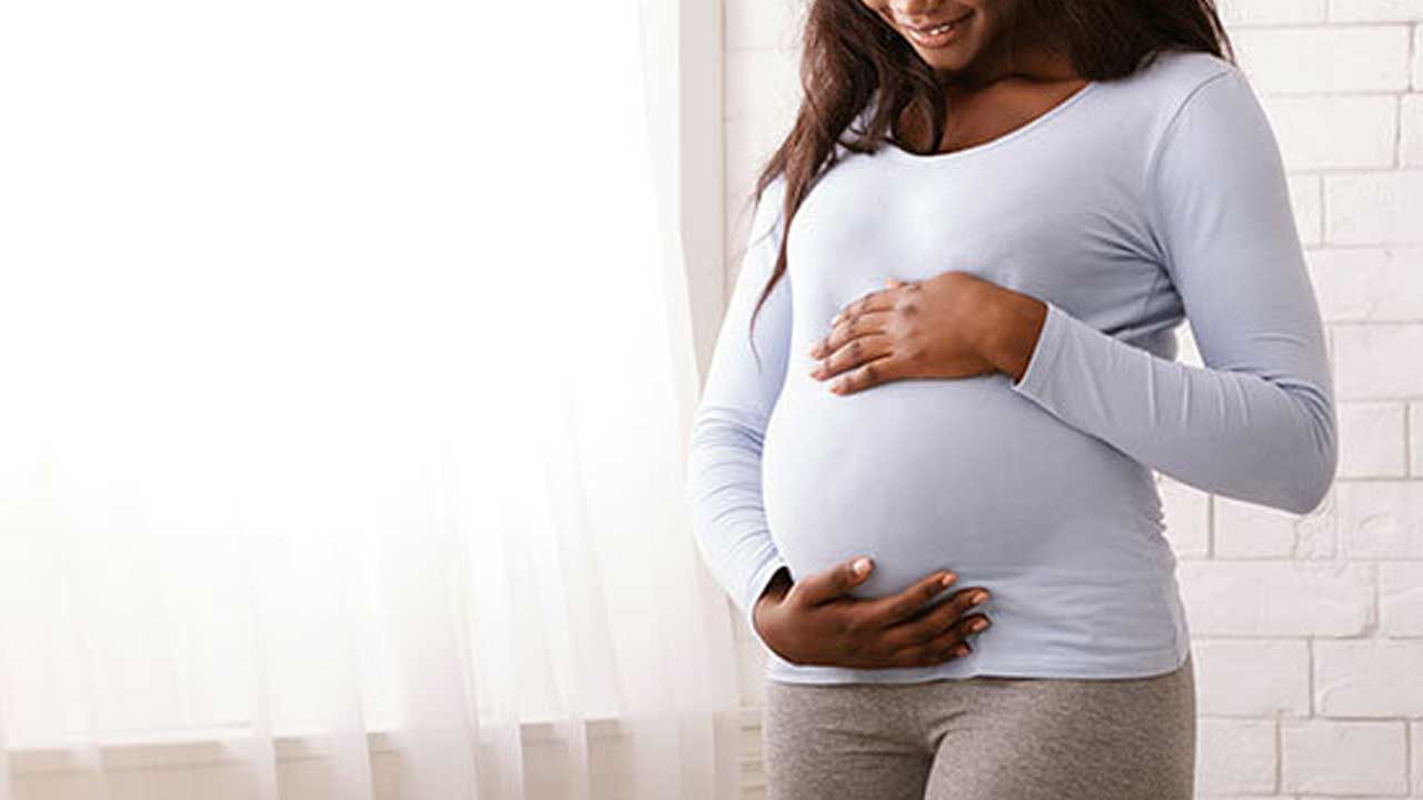 ఇందులో విటమిన్ ఎ, బి, సి తో పాటు ఐరన్, జింక్, ఫాస్ఫరస్, పొటాషియం లాంటివి పుష్కలంగా ఉంటాయి. వీటిని గర్భిణీ స్త్రీలు తినడం వల్ల మంచి పోషణతోపాటు బిడ్డ ఎదుగుదలకు తోర్పడుతుంది.