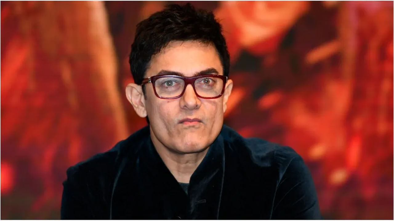 Aamir Khan: నేనెప్పుడు అలా చేయలేదు.. అది ఫేక్ వీడియో.. పోలీసులను ఆశ్రయించిన స్టార్ హీరో..