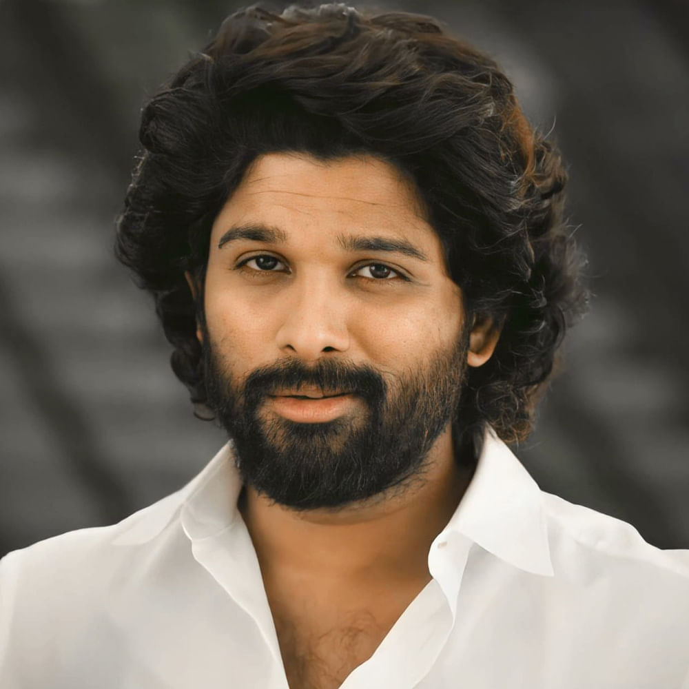 ఇప్పుడప్పుడే ఆ ప్రాజెక్టు వెలుగులోకి వచ్చే అవకాశాలు లేవు. సందీప్ నార్త్ లో యానిమల్ పార్క్ చేయాలి, ప్రభాస్తో స్పిరిట్ చేయాలి.. కాబట్టి ఇమీడియేట్గా అయితే అది అసాధ్యం. సందీప్తోనే కాదు, త్రివిక్రమ్తోనూ ఇప్పుడప్పుడే సినిమా ఉండే ఛాన్స్ లేదనే మాట వినిపిస్తోంది.