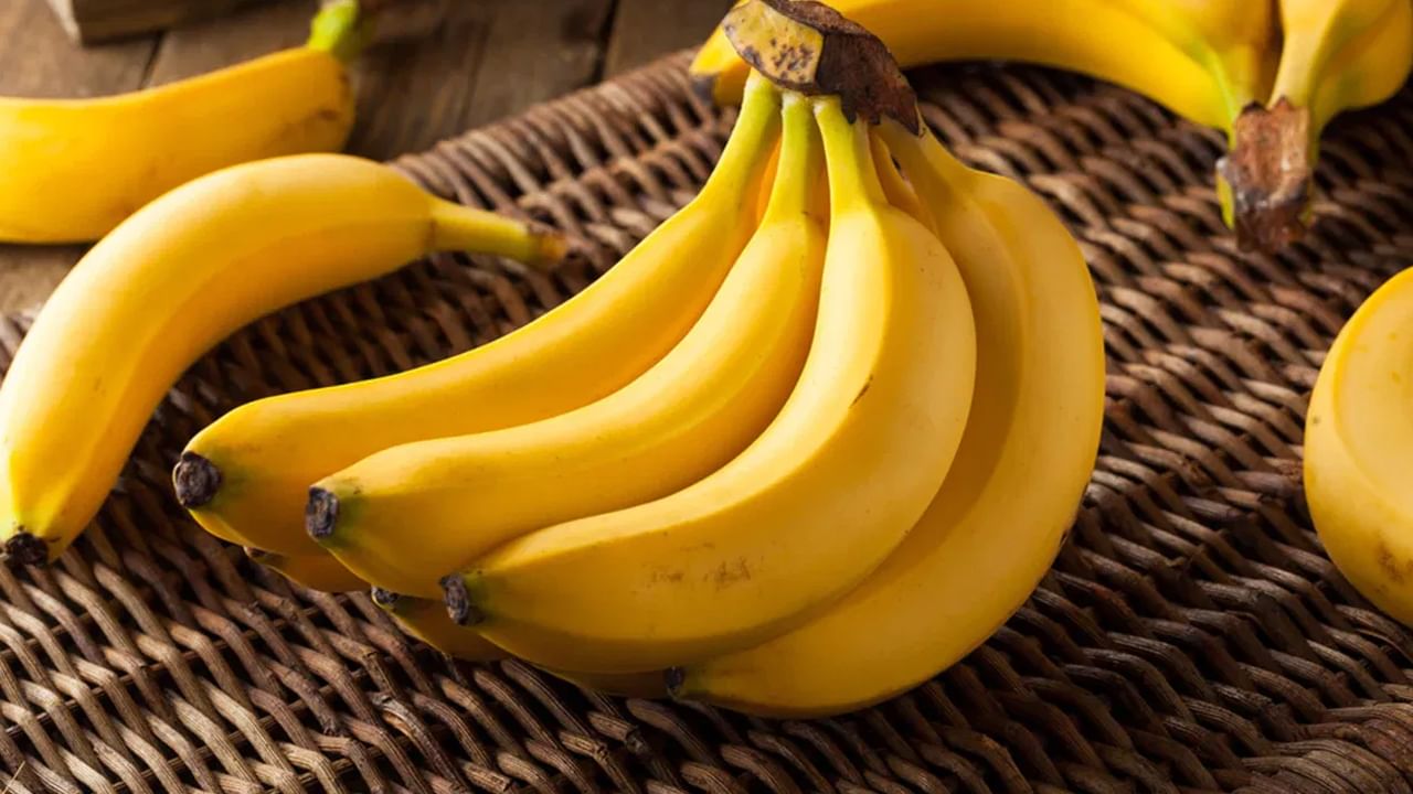 Banana Benefits: పడుకునే ముందు అరటిపండు తింటే ఏమవుతుందో తెలుసా..?