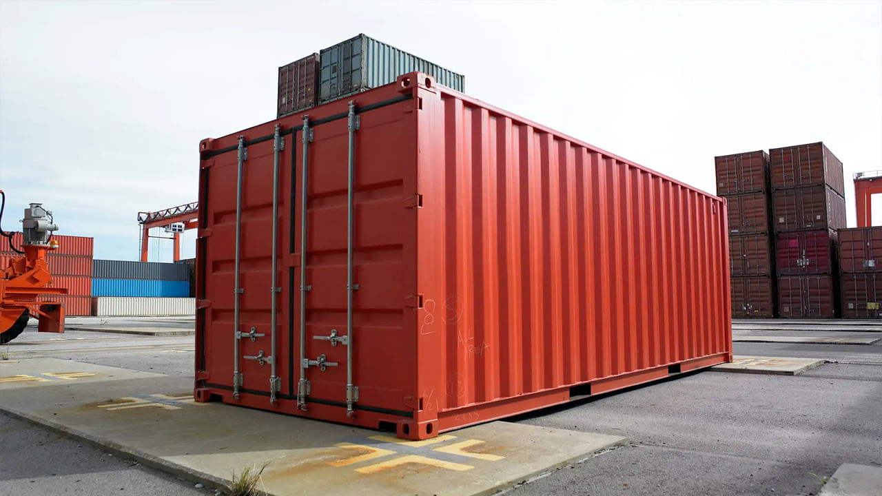 Cargo Container Missing Case: ఎయిర్‌ పోర్ట్‌లో బంగారంతో ఉన్న భారీ కార్గొ కంటైనర్‌ చోరీ.. నిందితుల్లో ఇద్దరు భారతీయులు!