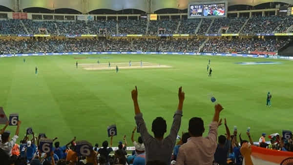 IPL 2024: ఐపీఎల్ టిక్కెట్ బుకింగ్ విషయంలో వెలుగులోకి కీలక మోసం.. టిక్కెట్ బుక్ చేసుకుంటే రూ.3 లక్షల స్వాహా..!