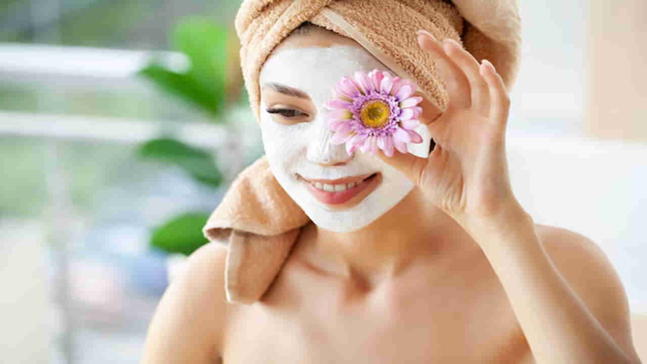 Skin Care Tips: మహిళల కోసం అదిరిపోయే స్కిన్ కేర్ టిప్స్.. 30లలో కూడా మిళమిళలాడే అందం మీ సొంతం..!