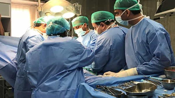 Kidney Transplant Racket: గురుగ్రాంలో గుట్టుగా కిడ్నీ రాకెట్ దందా.. 30 యేళ్లలోపు నిరుపేద యువతే టార్గెట్!