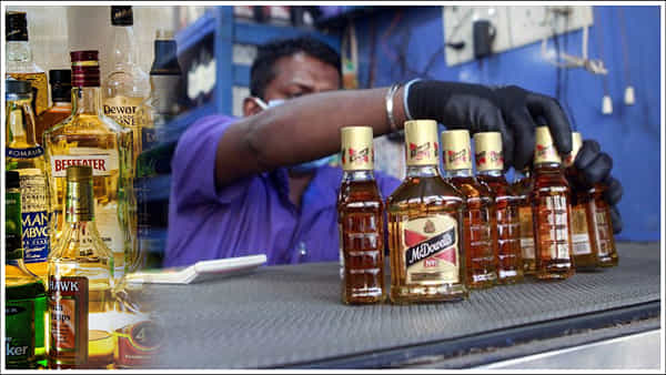 Liquor Shops: మందుబాబులకు బిగ్ షాక్.. ఏపీలో మద్యం అమ్మకాలపై ఆంక్షలు, కారణమిదే